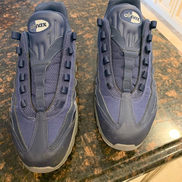 Nike Sneakers - Picture 3 of 3